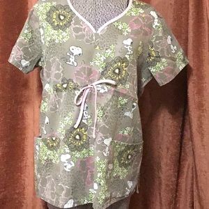 Peanuts Snoopy Scrub Top